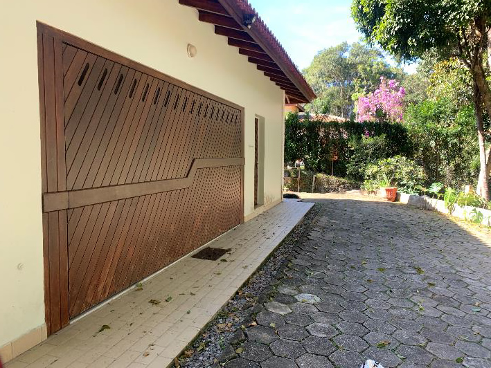 Foto 05. Lateral direita da edificação